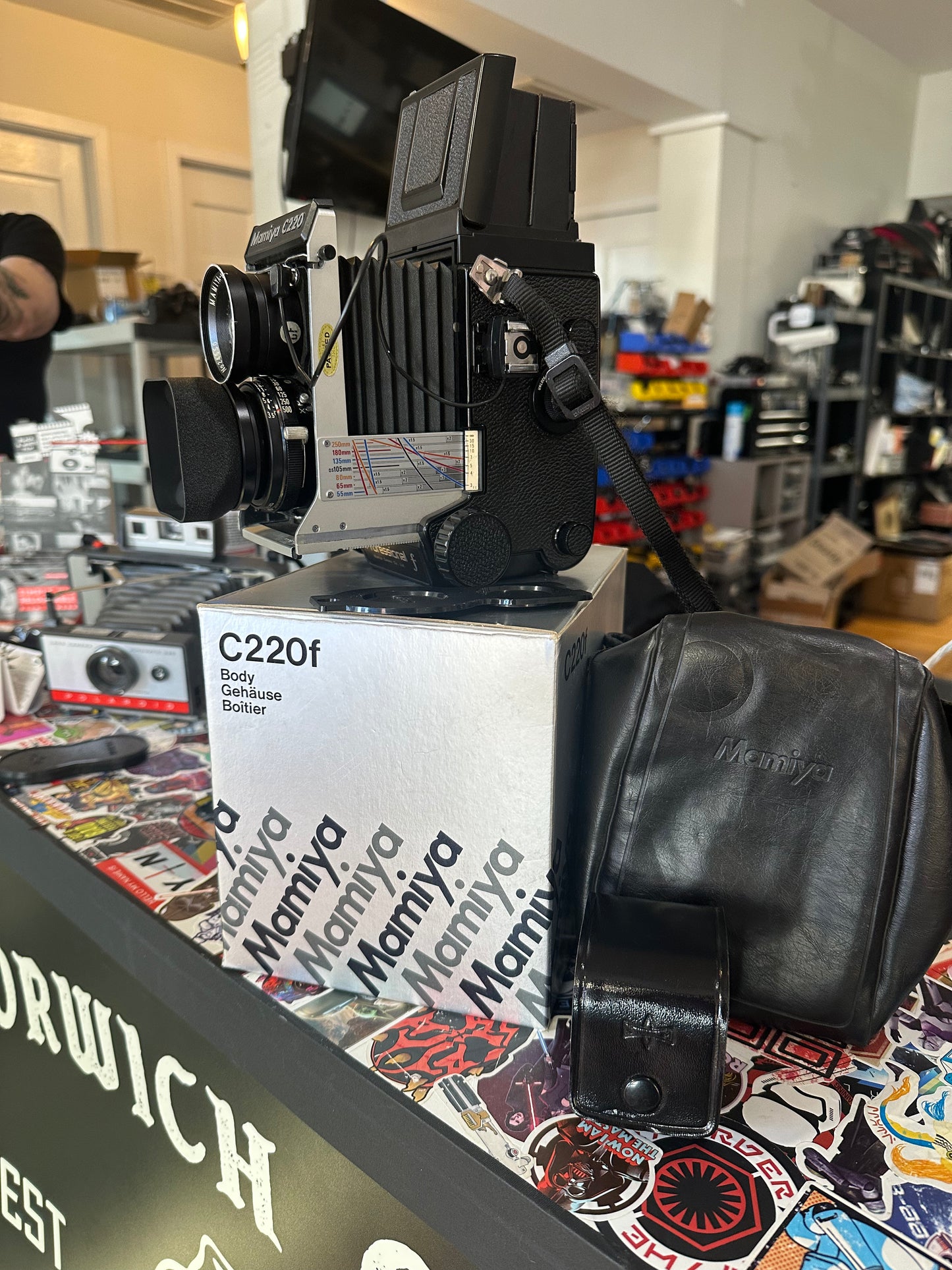 Mamiya C220 Professional F